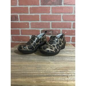 Giani Bernini | NWOT Brown Leopard Print Cavvell Platform Slip On Clogs